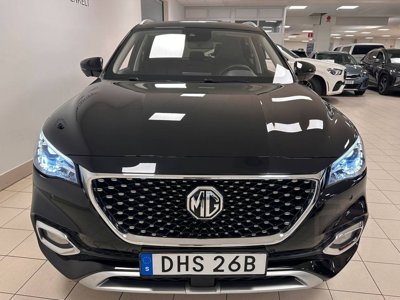 MG EHS MG EHS PLUG-IN HYBRID LUXURY PANORAMA