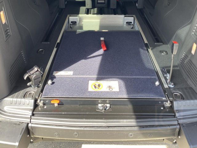 Peugeot Traveller L3 Allure 2.0 BlueHDi 180 EAT8 Navi