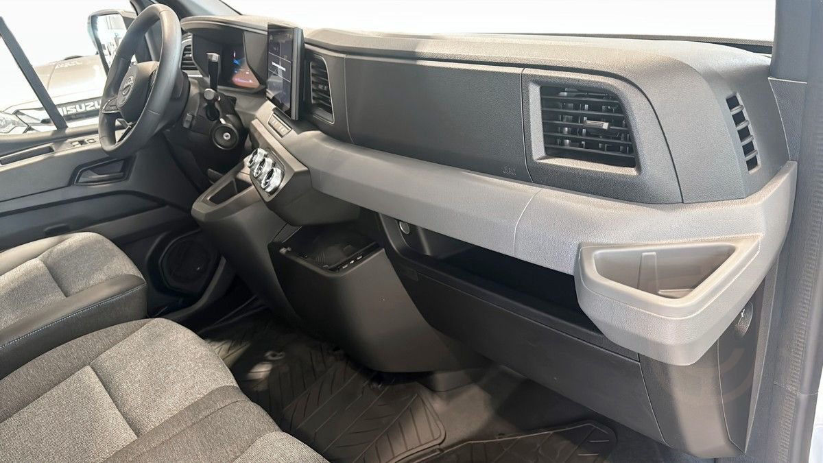Nissan Interstar L2H2 EL