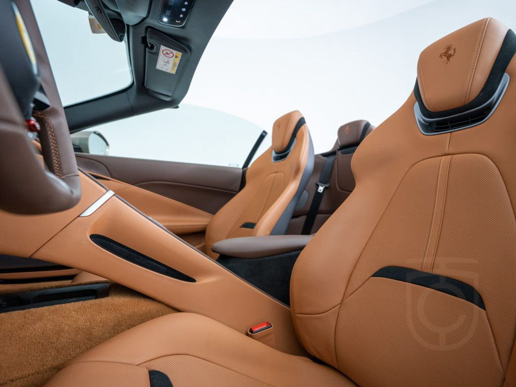 Ferrari Roma Spider FERRARI SINGEN