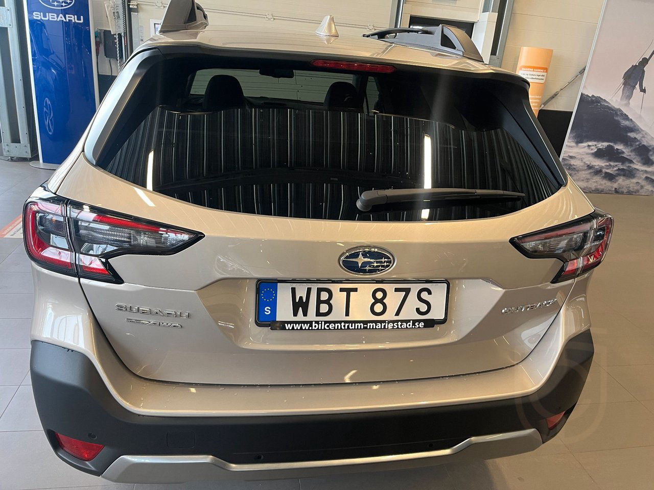 Subaru Outback 2.5 4WD XFuel Limited Lineartronic