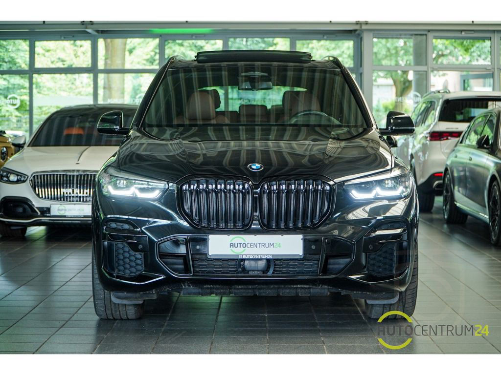 BMW X5 40d M Sport 7-Sitzer Luft Pano Memo HK AHK