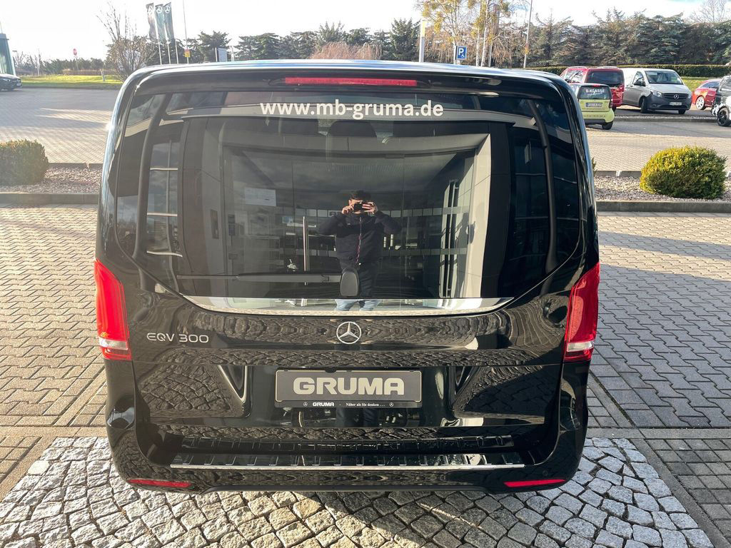 Mercedes-Benz EQV 300 AVANTGARDE DISTR+360+BURM+SITZBEL+EL.SIT