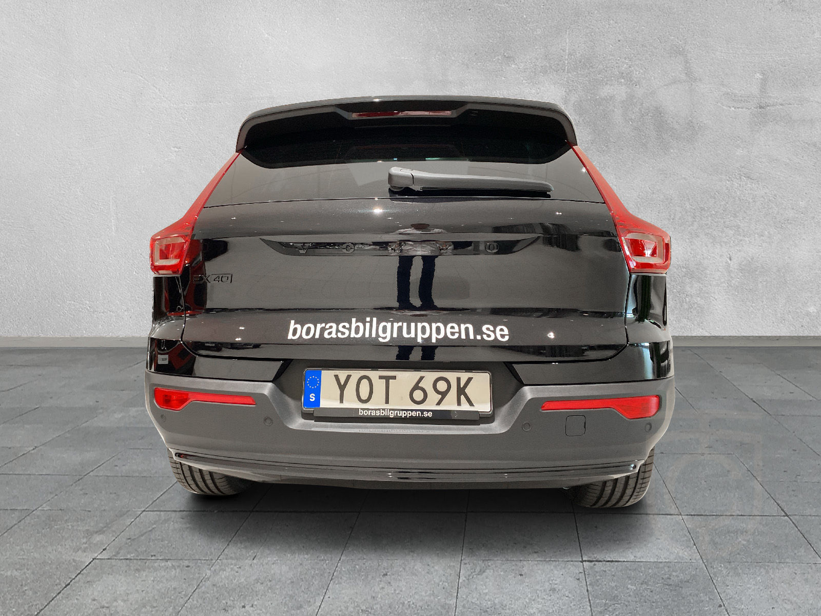 Volvo EX40 Twin Motor 300kW 2025 Black Edition