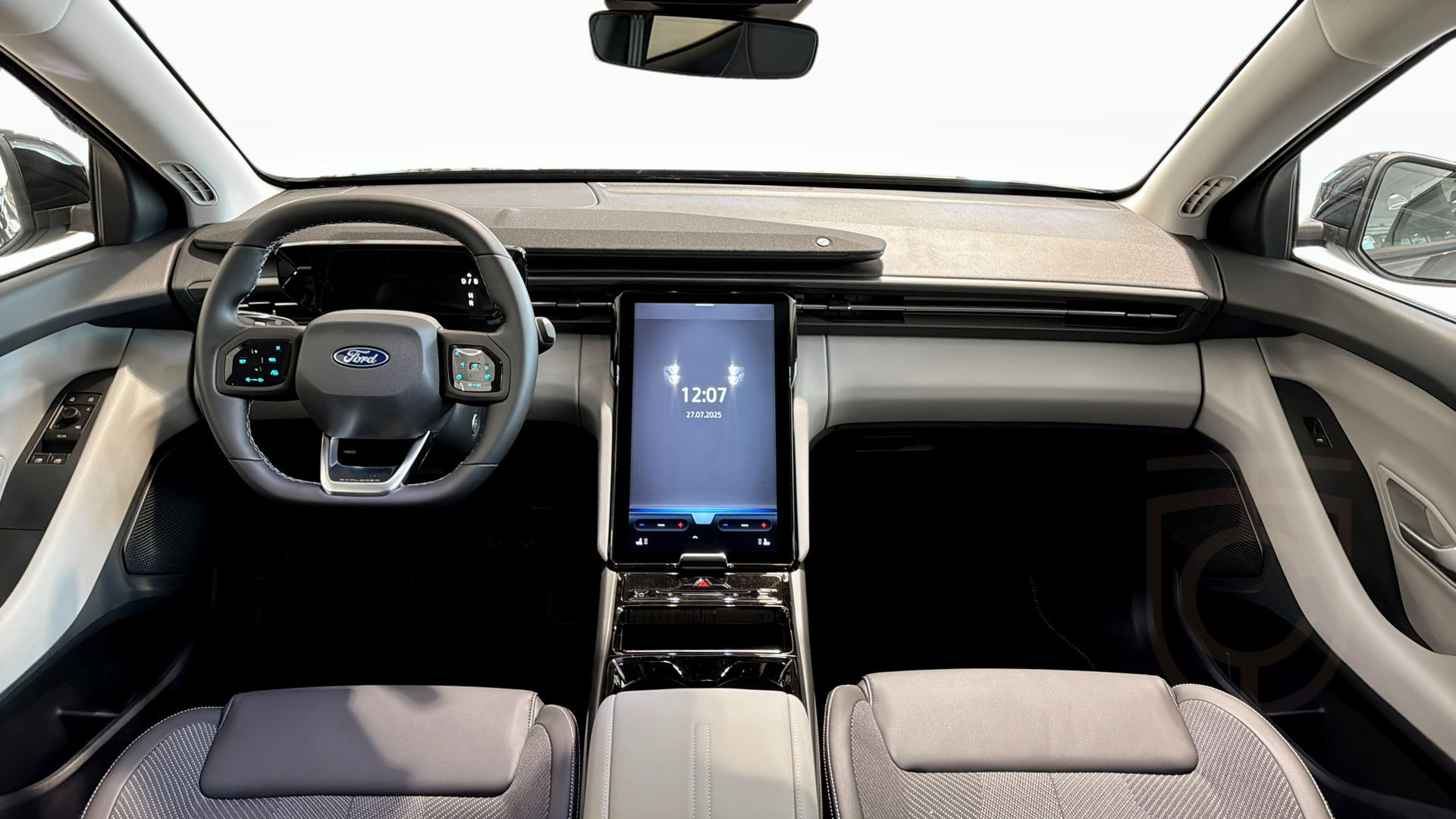 Ford Explorer EV Extended Range RWD