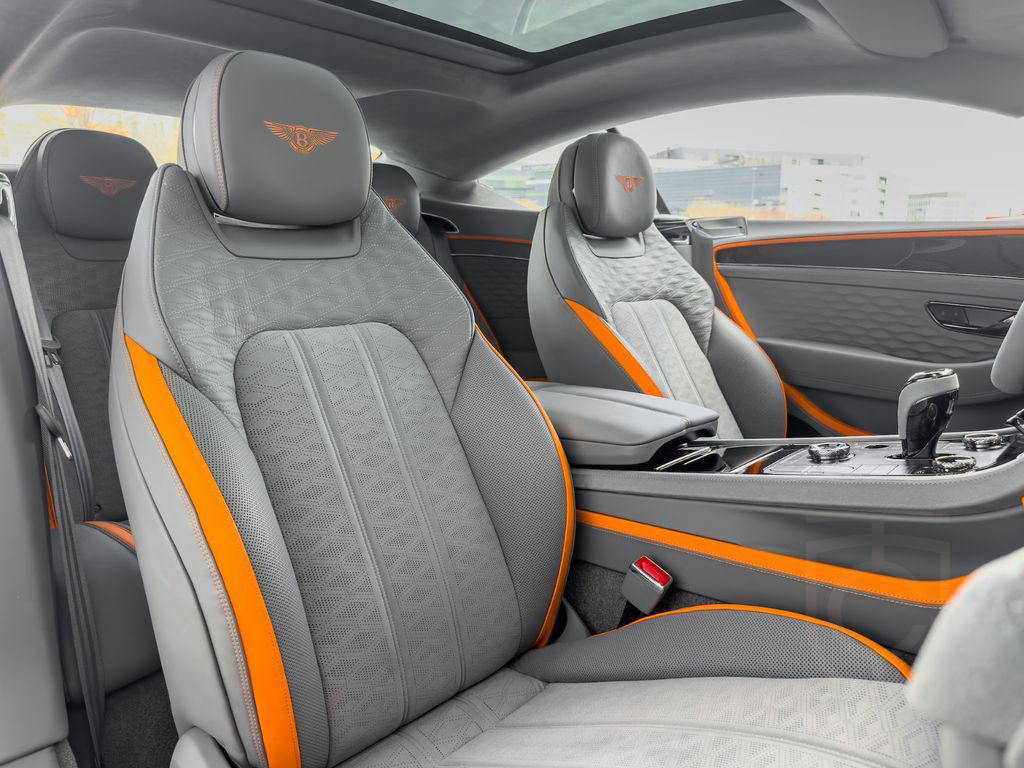 Bentley Continental GT Speed First Edition V8 Hybrid
