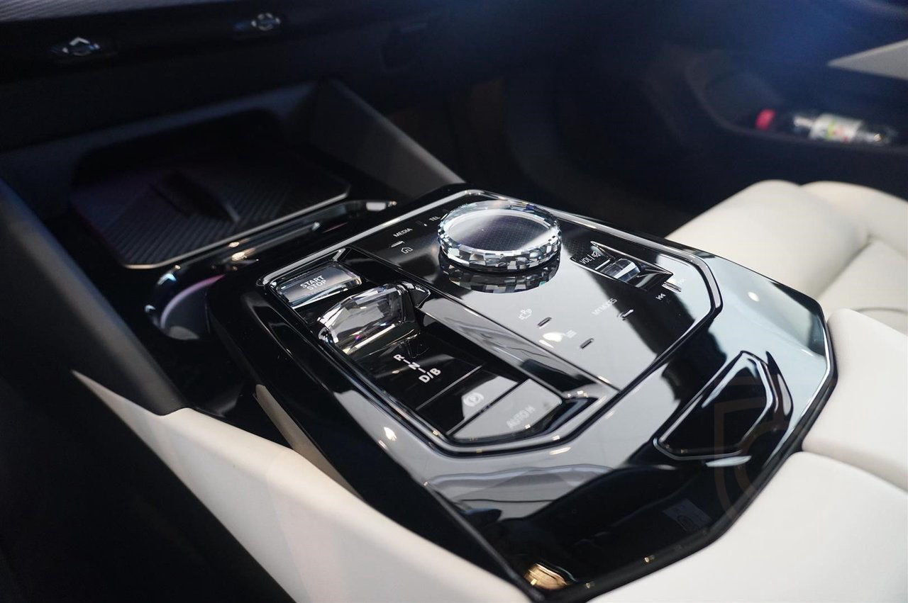 BMW i5 eDrive40 Touring M Sport Business Launch Ed