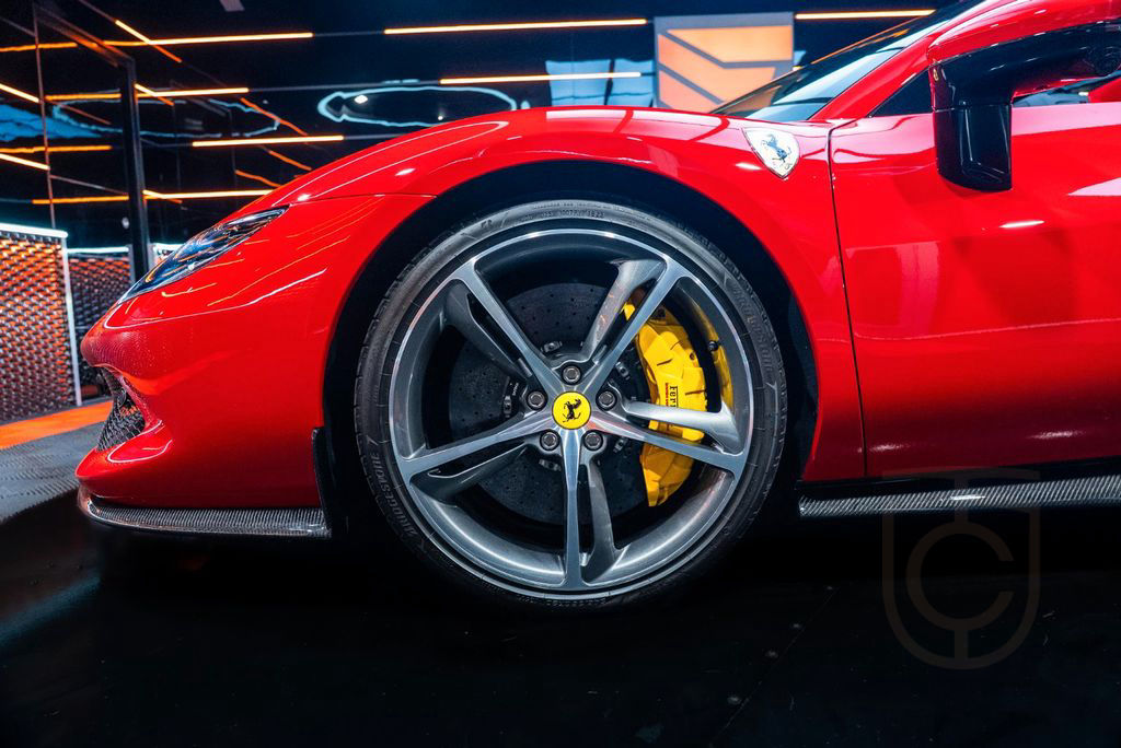 Ferrari 296 GTS*CarbonLeds*Lift*Ventilated