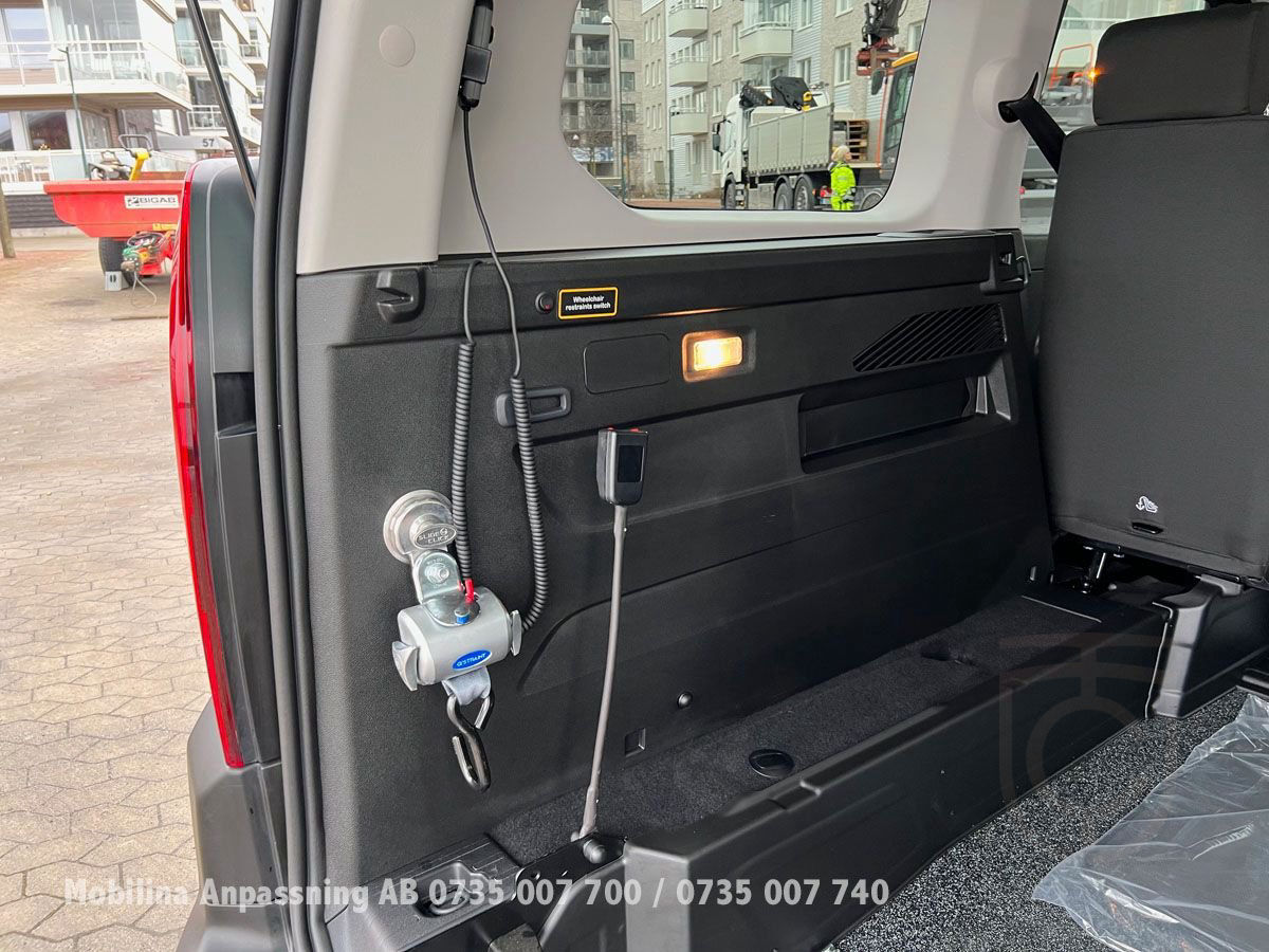 Peugeot Rifter handikappanpassad Leveransklar