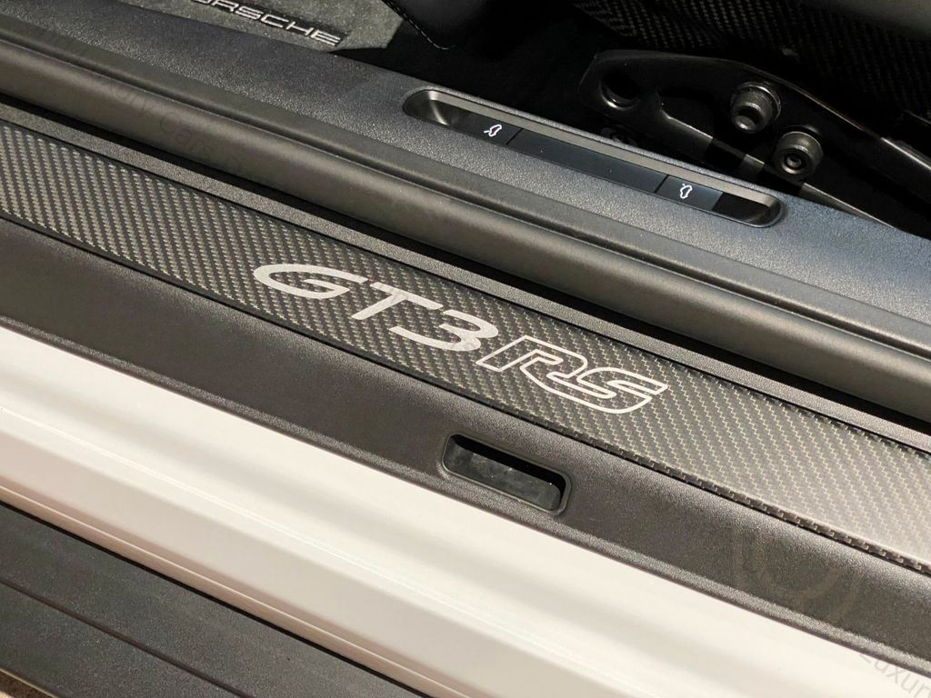 Porsche 992 GT3 RS / Weissach Paket / Lifting / PCCB