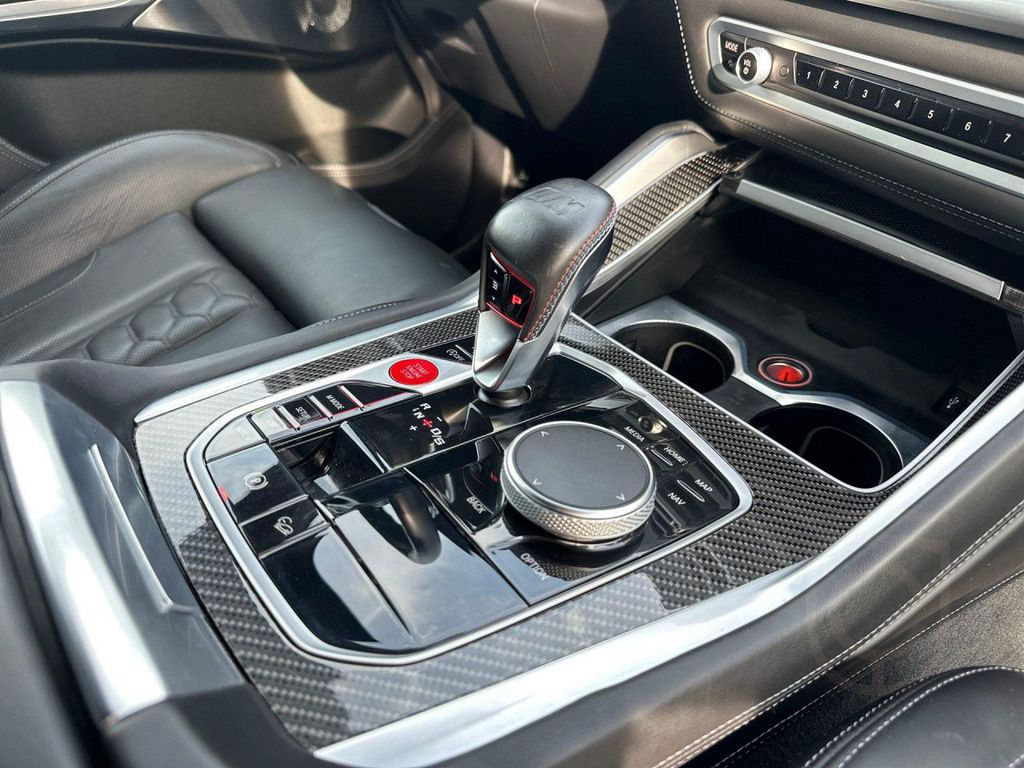 BMW X5 M Comp B/W Pano M Driver's Fond-Entertainment