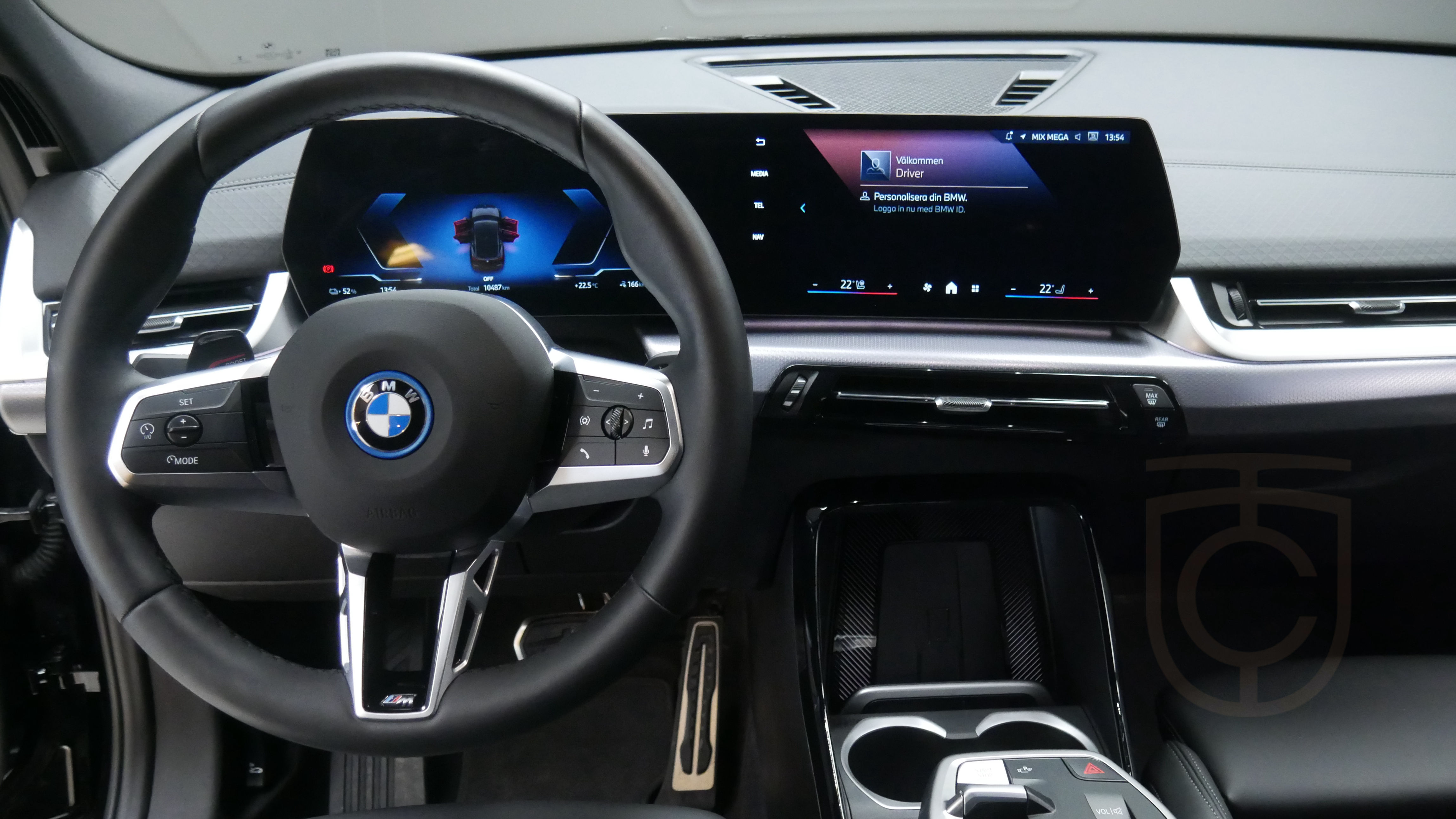 BMW iX2 xDrive30