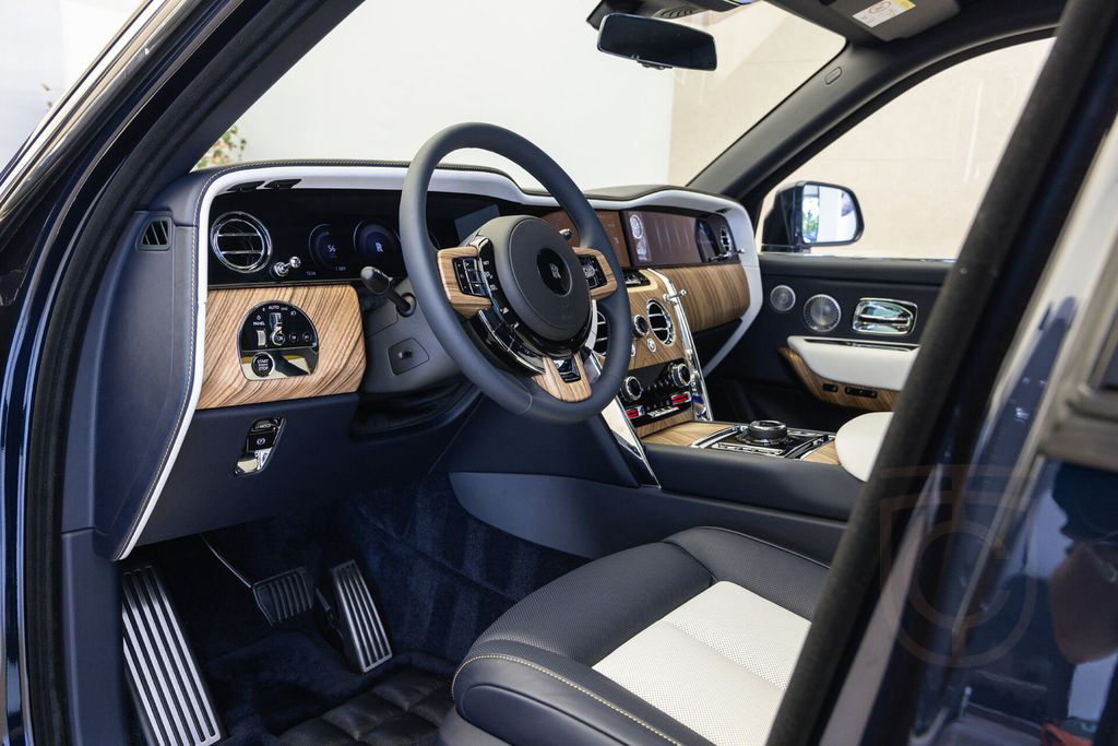 Rolls-Royce Cullinan Series II