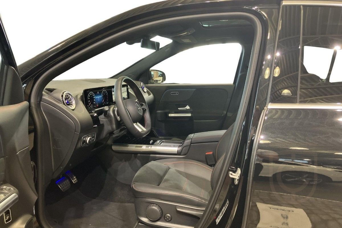 Mercedes-Benz GLA 200 AMG-Line Premium