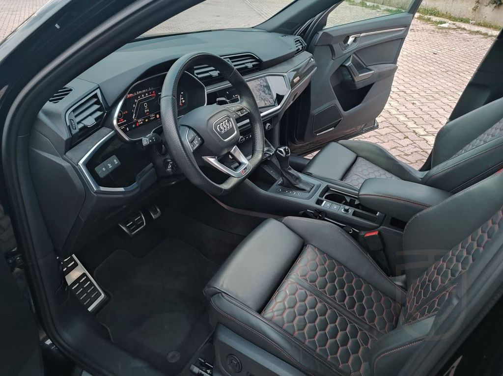 Audi RS Q3 rs