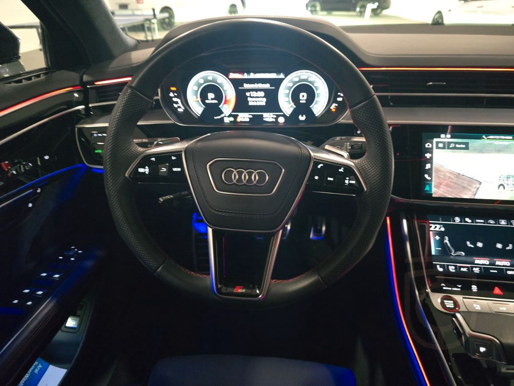 Audi S8 4.0 TFSI quattro NAVI MATRIX 360° B&O VOLL