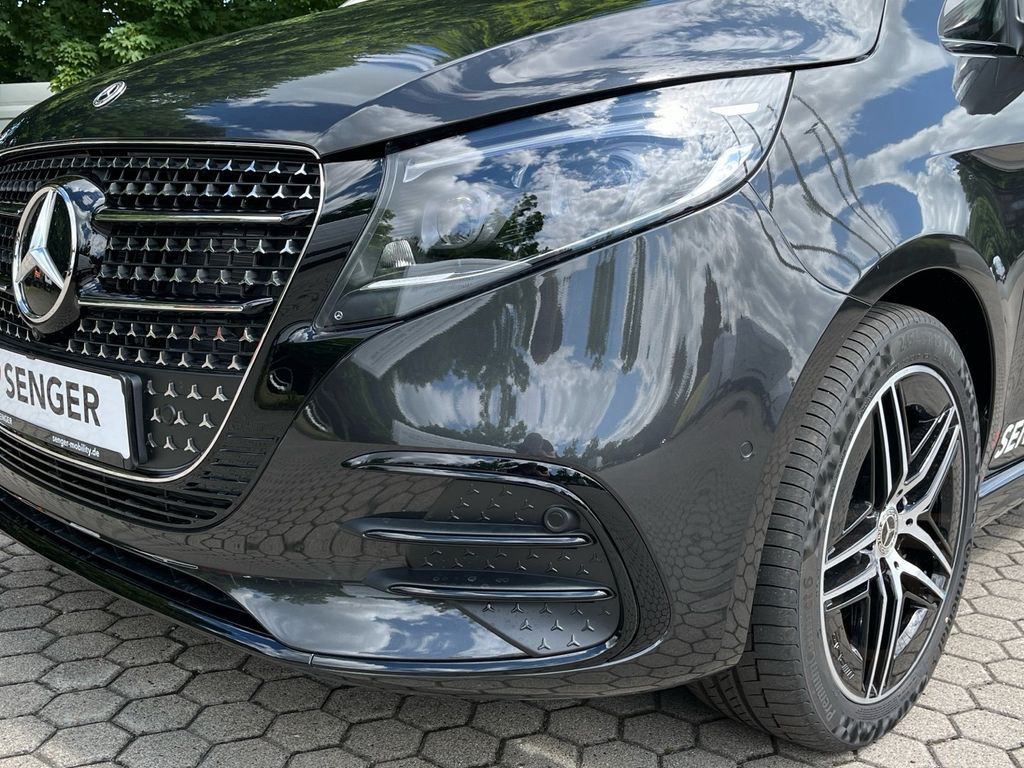 Mercedes-Benz V 300 d Avantgarde 4x4 lang AMG AIRMATIC Pano 9G