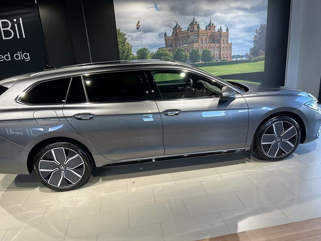 Volkswagen Passat R-Line eHybrid
