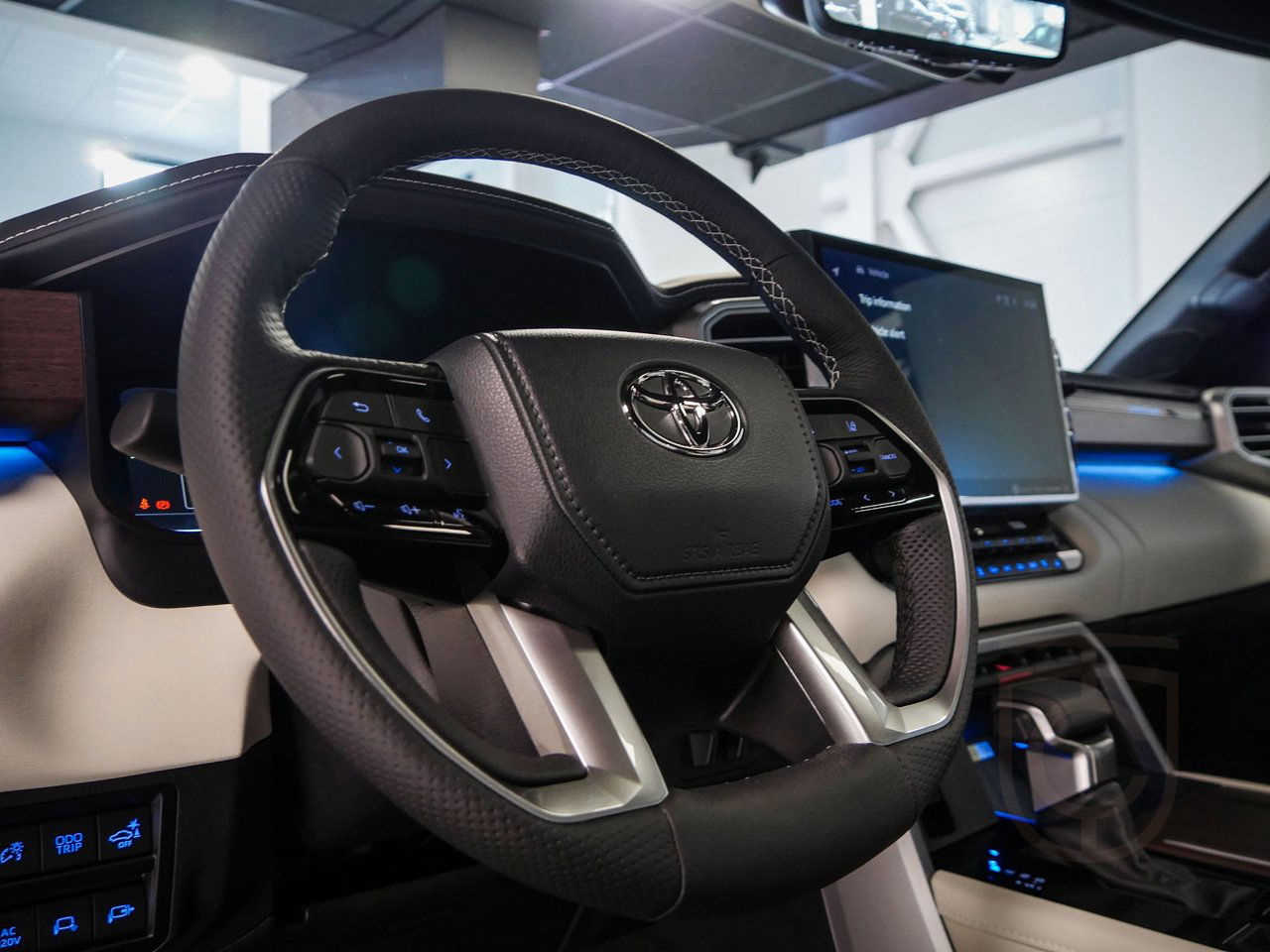 Toyota Tundra CAPSTONE HYRBID HEV