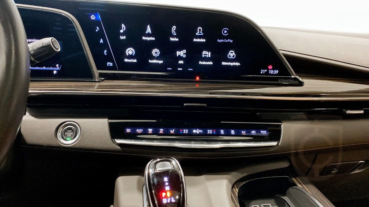 Cadillac Escalade 6,2L 6.2L V8 Luxury Edition panorama 7-sit