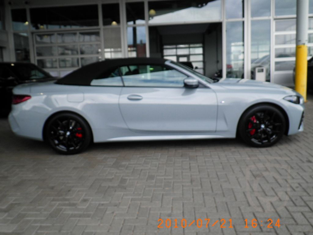 BMW 420 i Cabrio Sportpaket Navi Digitales Cockpit M