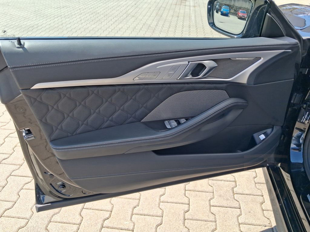 BMW M8 Competition Gran Coupé xDrive Laser Navi DAB