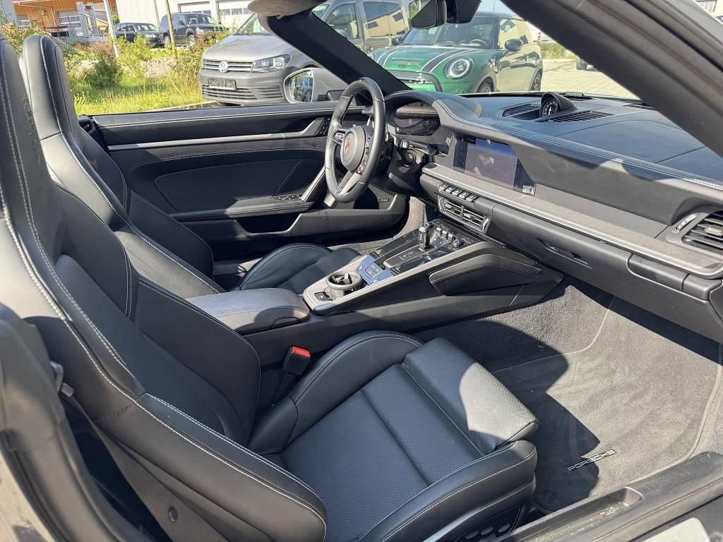 Porsche 992 Cabriolet *EXCLUSIVE MANUFAKTUR* FACELIFT