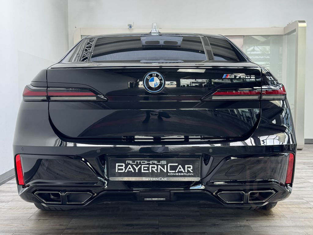BMW M760 e xDrive Pro Executive Lounge Massage/Lüft.