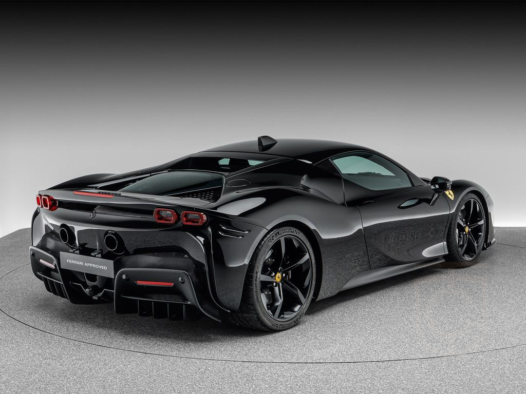 Ferrari SF90 Stradale