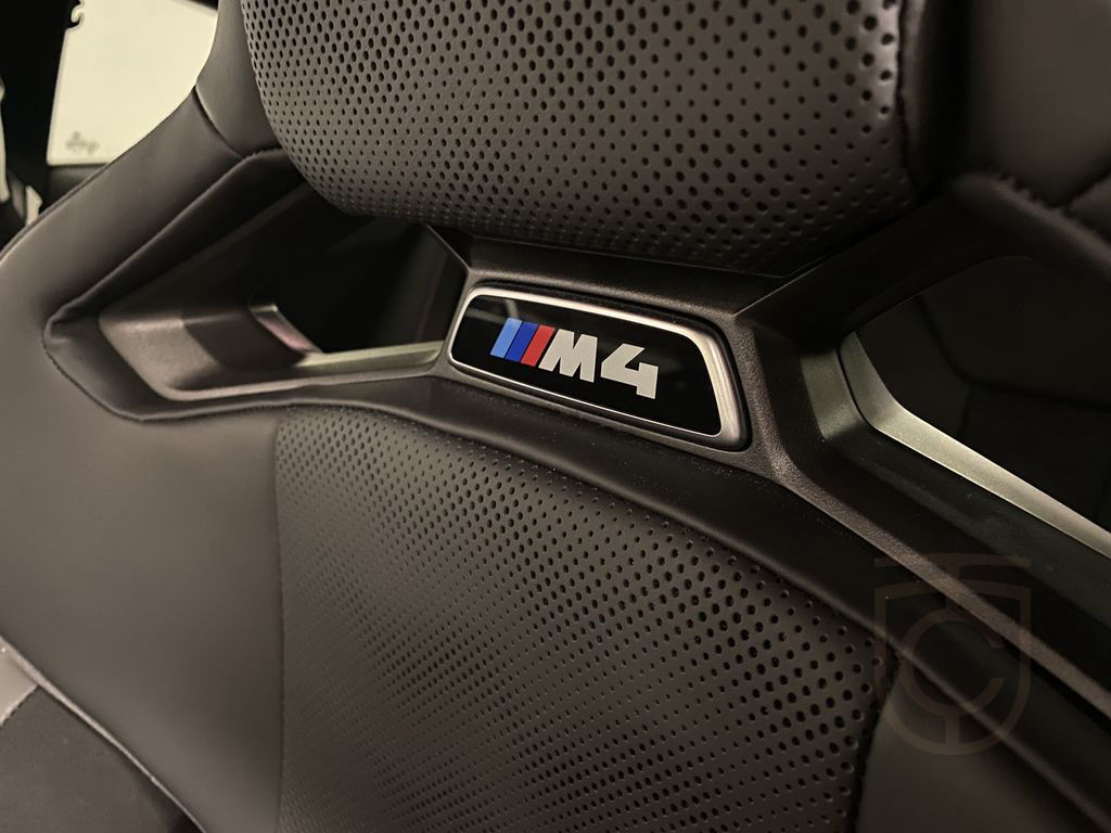 BMW M4 Competition M xDrive Coupé M Race Track Paket