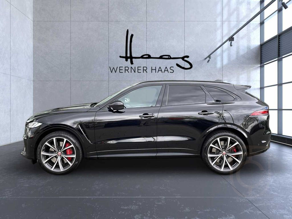 Jaguar F-Pace P550 AWD SVR