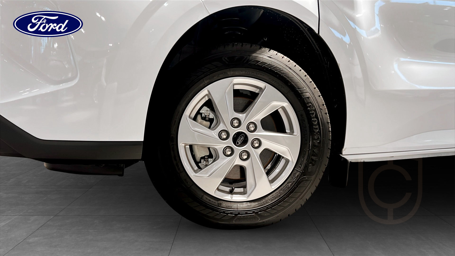 Ford E-Transit Custom 320