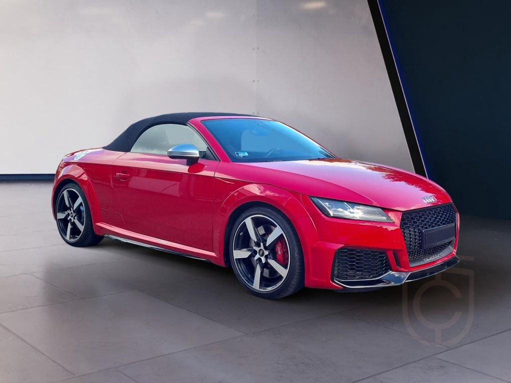 Audi TT RS quattro RS-Dämpf-Regl. RS-Abgas SideAssist