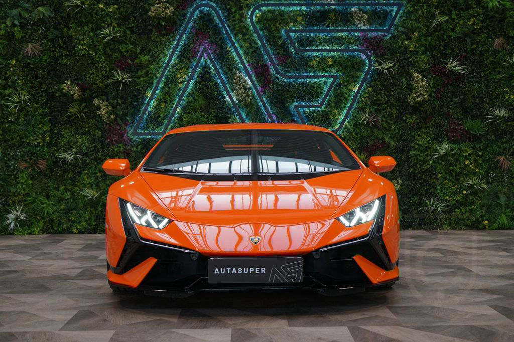 Lamborghini Huracán Tecnica*5.2L V10*RWD*LIFT*265.000€ NETTO