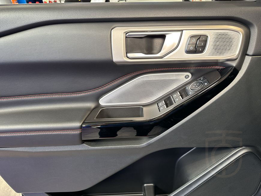 Ford Explorer EcoBoost Plug-in Hybrid ST-LINE