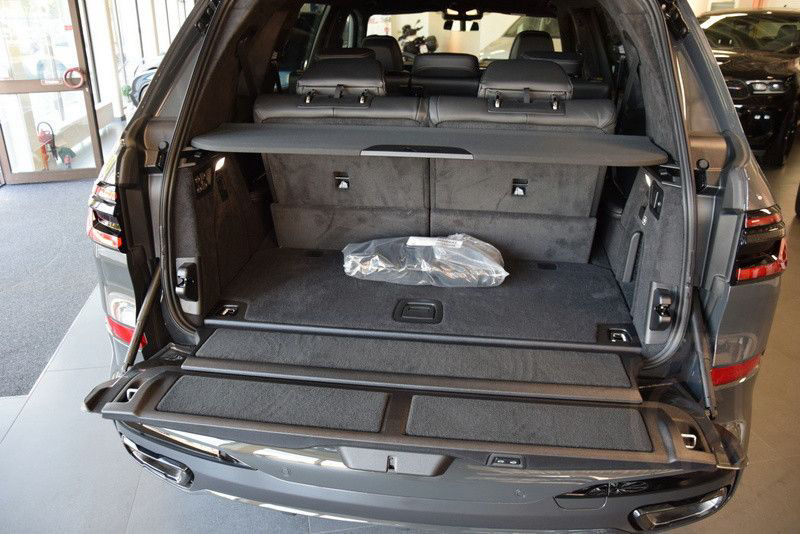 BMW X7 xDrive40d Kristallscheinwerfer Leder Sky H/K
