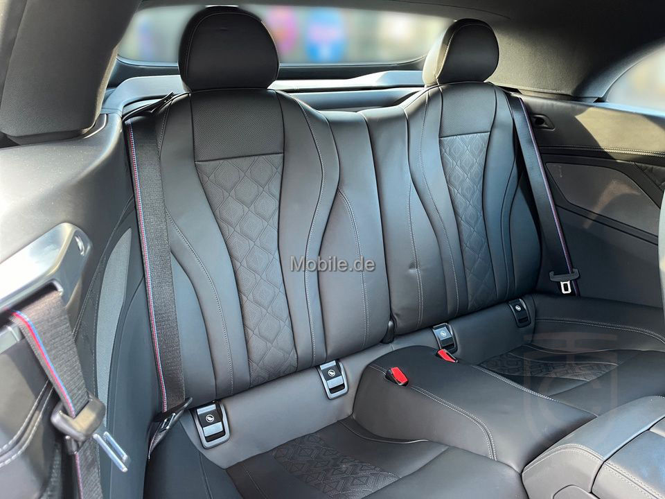 BMW M8 Competition xDrive Cabrio DAProf Sitzlüft HUD