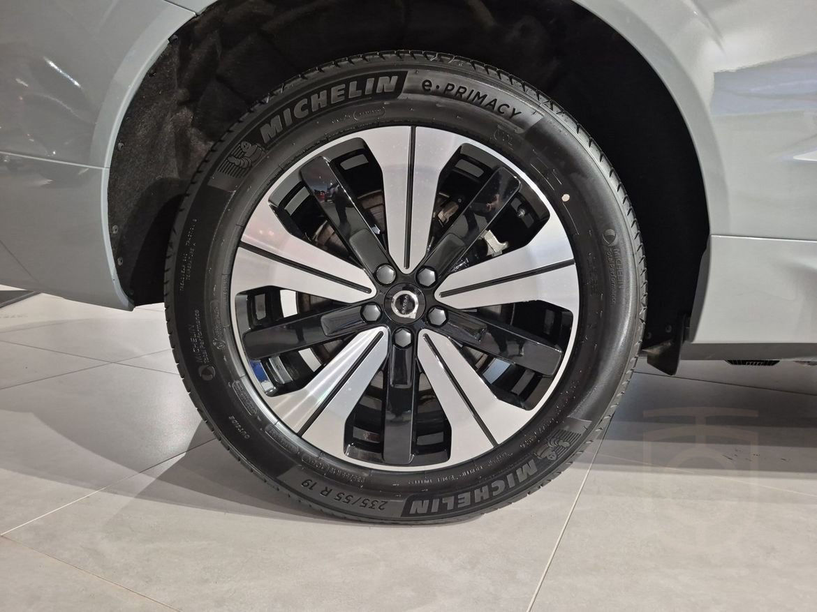 Volvo XC60 T6 Plus Dark Edition