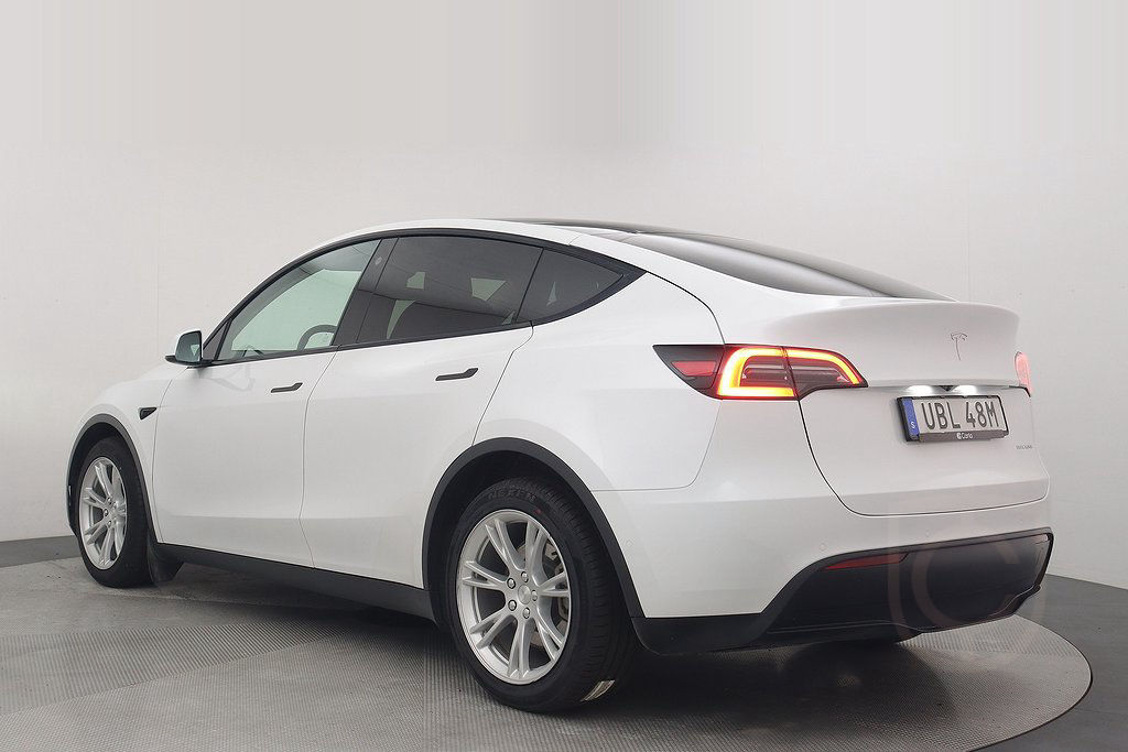 Tesla Model Y Long Range AWD