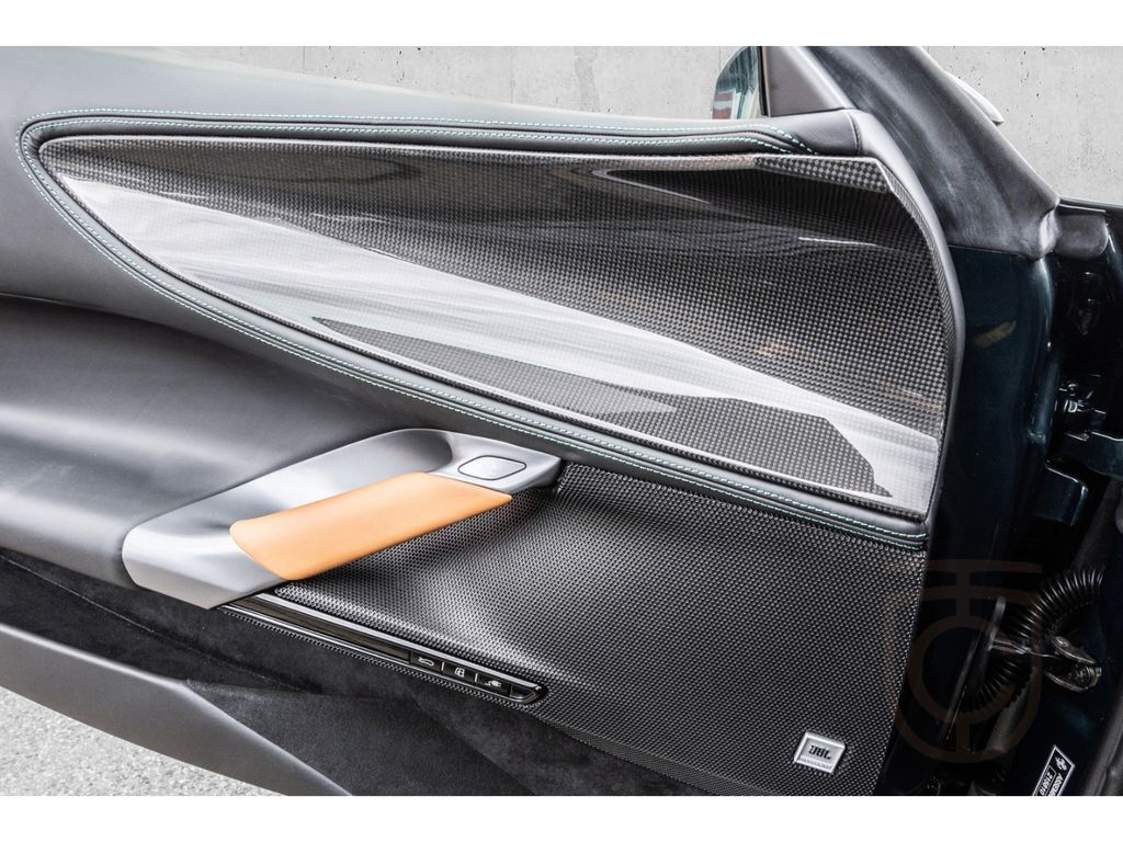 Ferrari SF90 Spider *Assetto Fiorano*Carbon*LED*Daytona*