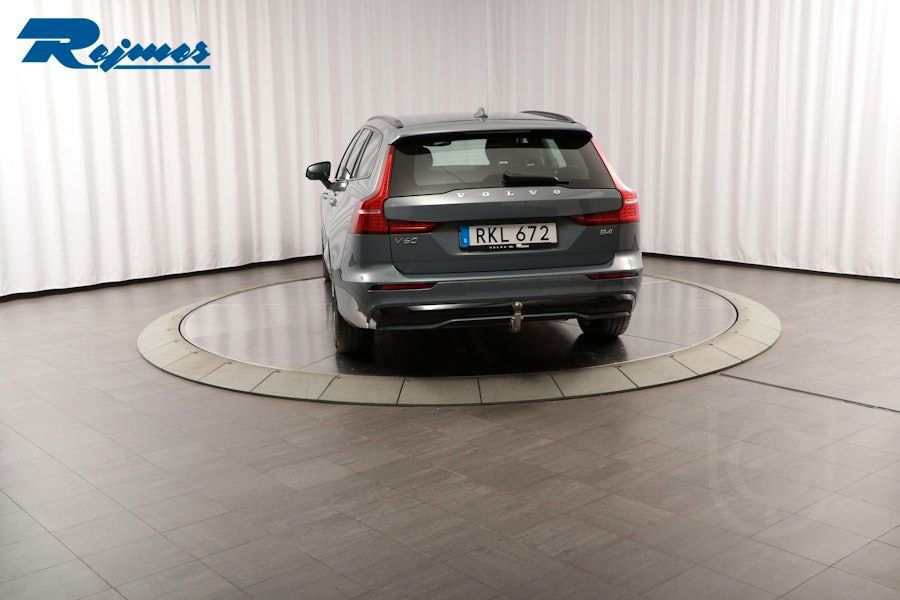 Volvo V60 B4 Bensin Plus Dark