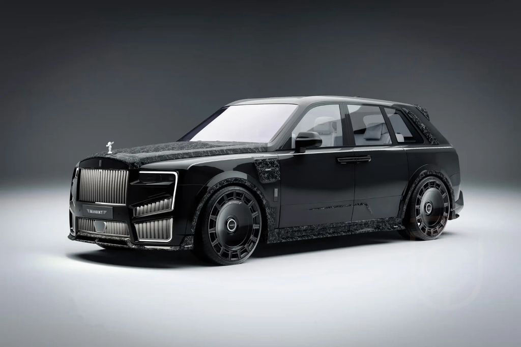Rolls-Royce Cullinan BLACK BADGE 2025 MANSORY BLACK/ORANGE