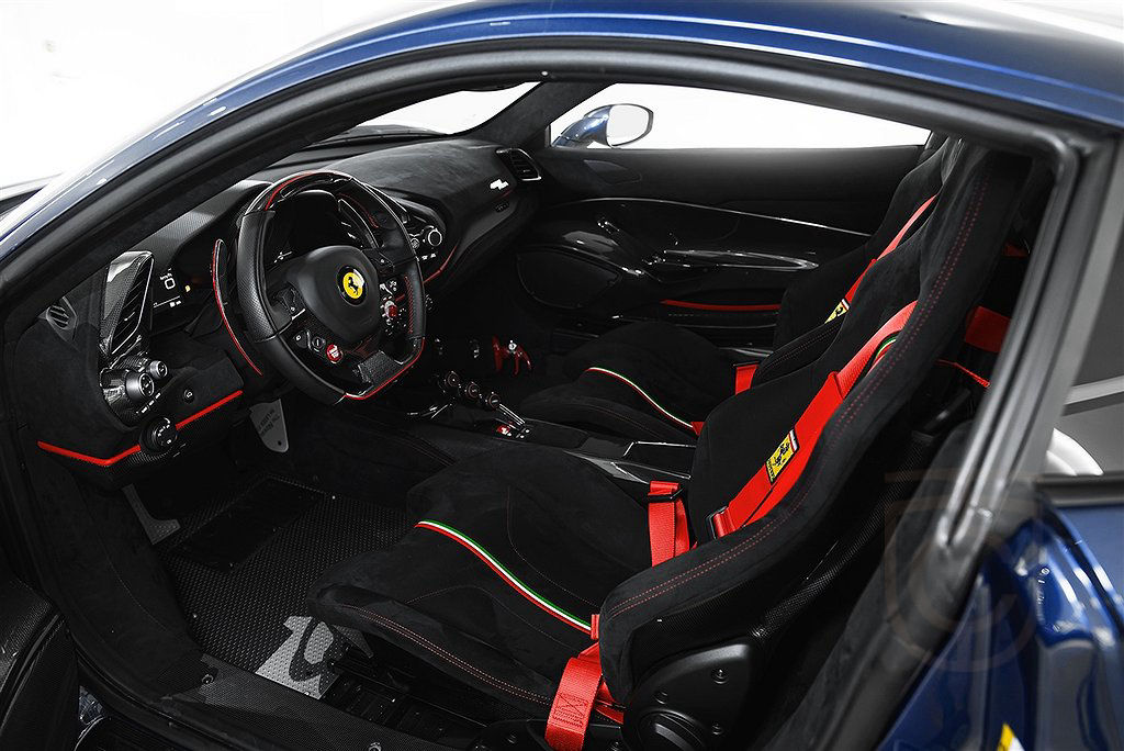 Ferrari 488 Pista