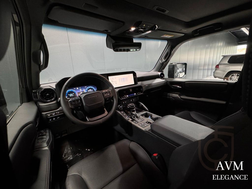 Toyota Land Cruiser 250 VX 2.8L*AHK*7 SEAT*PANO*KAMERA*