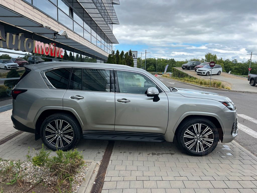 Lexus LX 500d Luxury