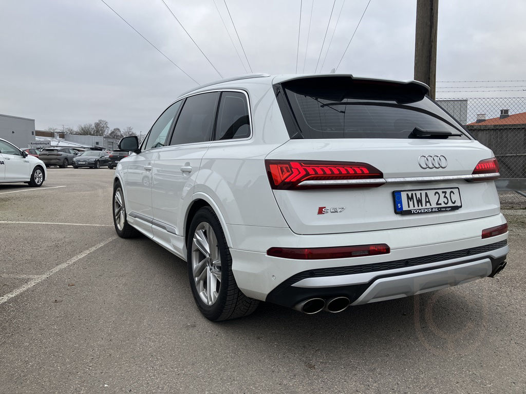 Audi SQ7 TFSI quattro
