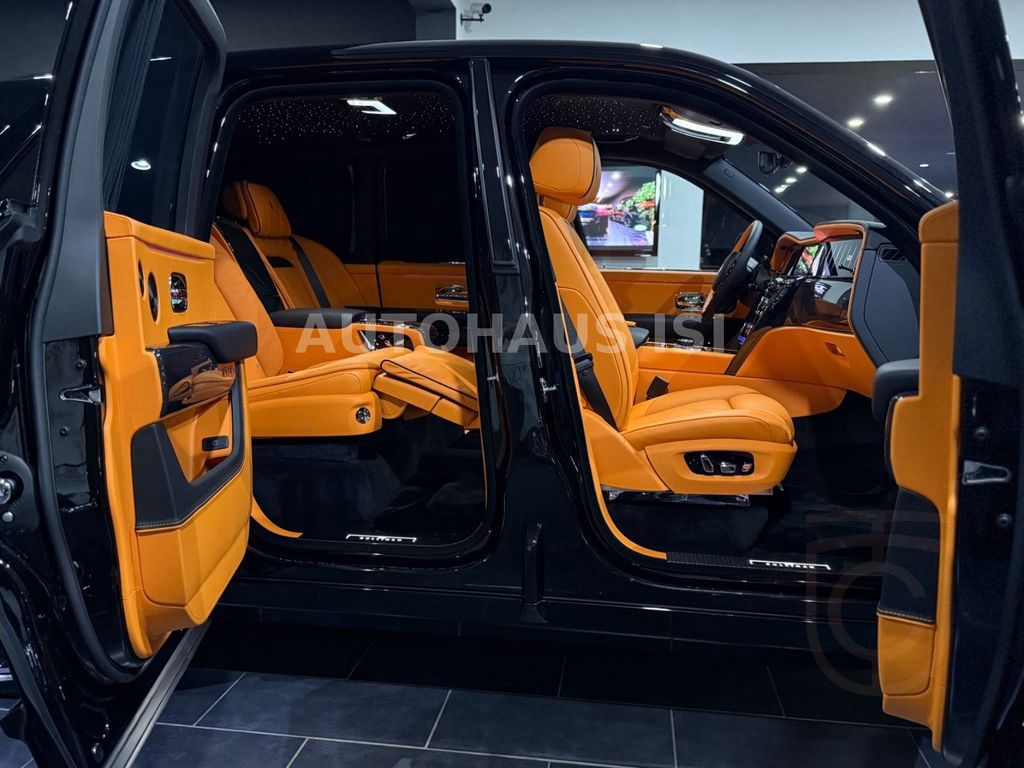 Rolls-Royce Cullinan II BLACK BADGE,FACELIFT,FULL,CURTAINS
