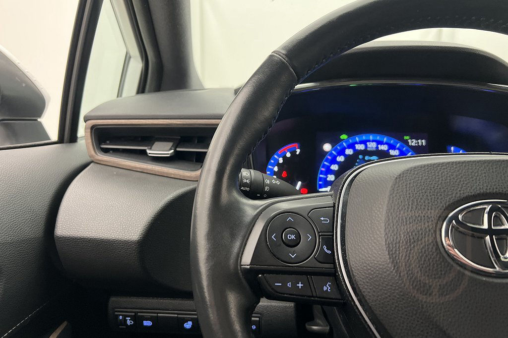 Toyota Corolla TREK Hybrid