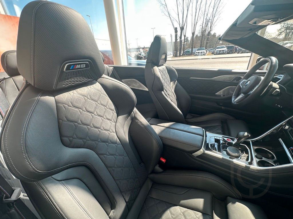 BMW M8 xDrive Cabriolet über 212.000,-€ Neupreis!