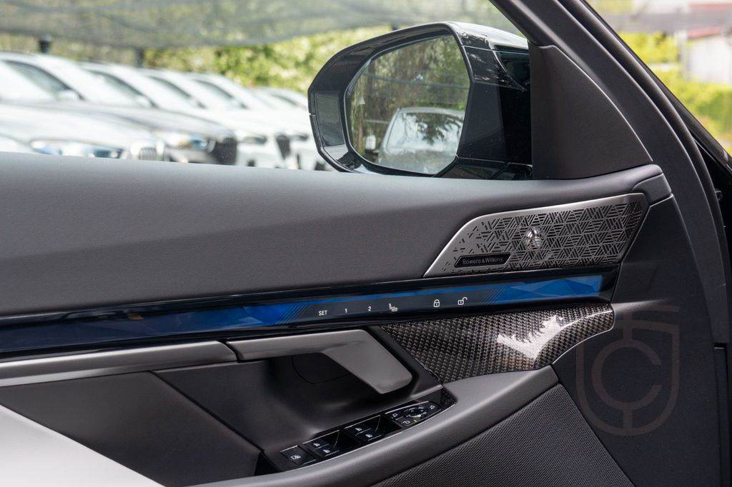 BMW M5 TOURING.DR.ASS.LED.PANORAMA.B&W.360°.AHK.